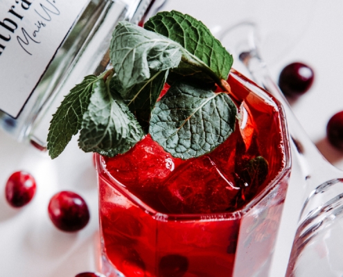 cranberry-maple-rum-cocktail